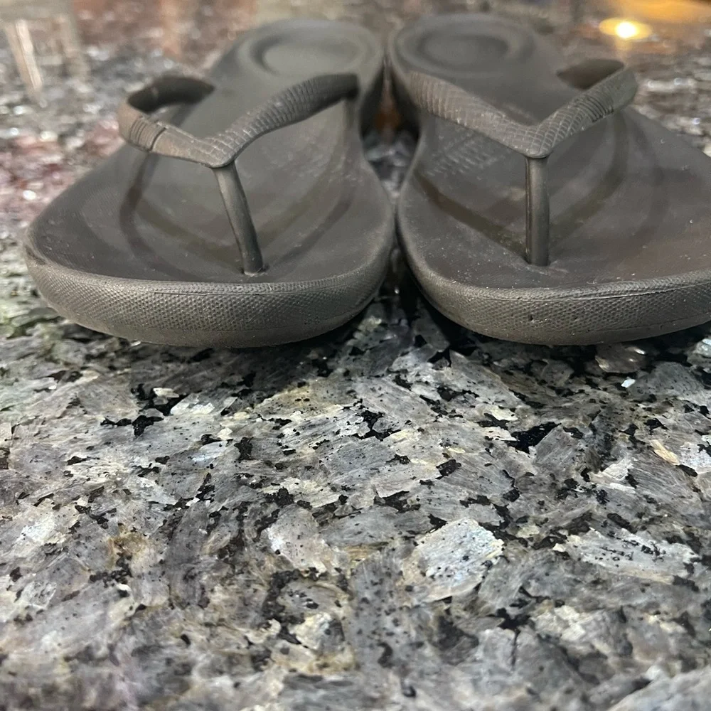 Fitflop Black Flip-Flops Cushion Comfort Technology Men’s Size 10